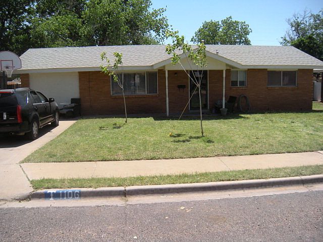 1st image of 1106 Crescent Dr
