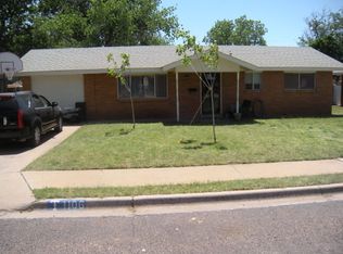 1106 Crescent Dr, Andrews, TX 79714