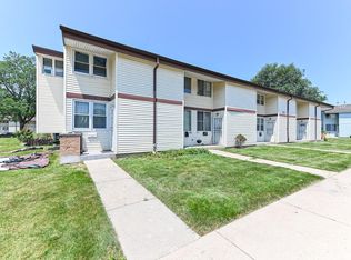 8878 N 95th St #E, Milwaukee, WI