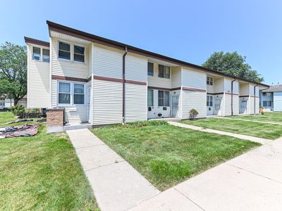 8878 North 95th STREET UNIT E, Milwaukee, WI, 53224