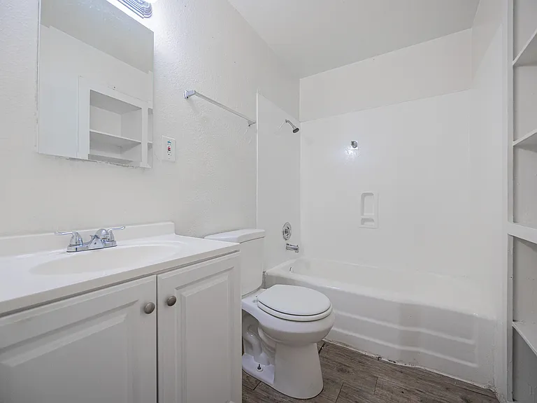 2115 W Devonshire Ave, Phoenix Az — Photo 23