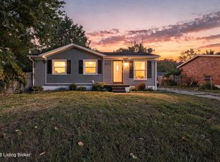 6609 Stana Dr, Louisville, KY 40258