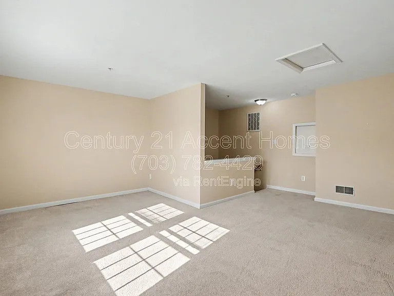 968 Harrison Cir — Photo 24