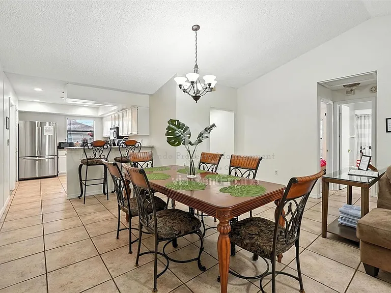 714 Caribou Dr #1 — Photo 8