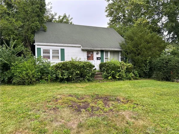 124 Larry Ave, Vandalia, OH 45377