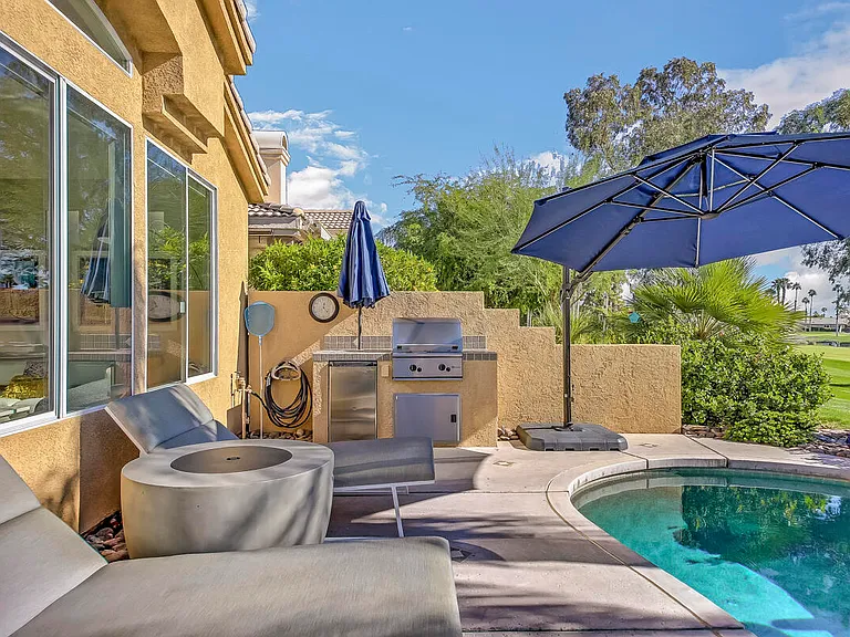 67361 N Laguna Dr — Photo 37