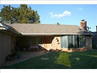 4th image of 628 Park Dr