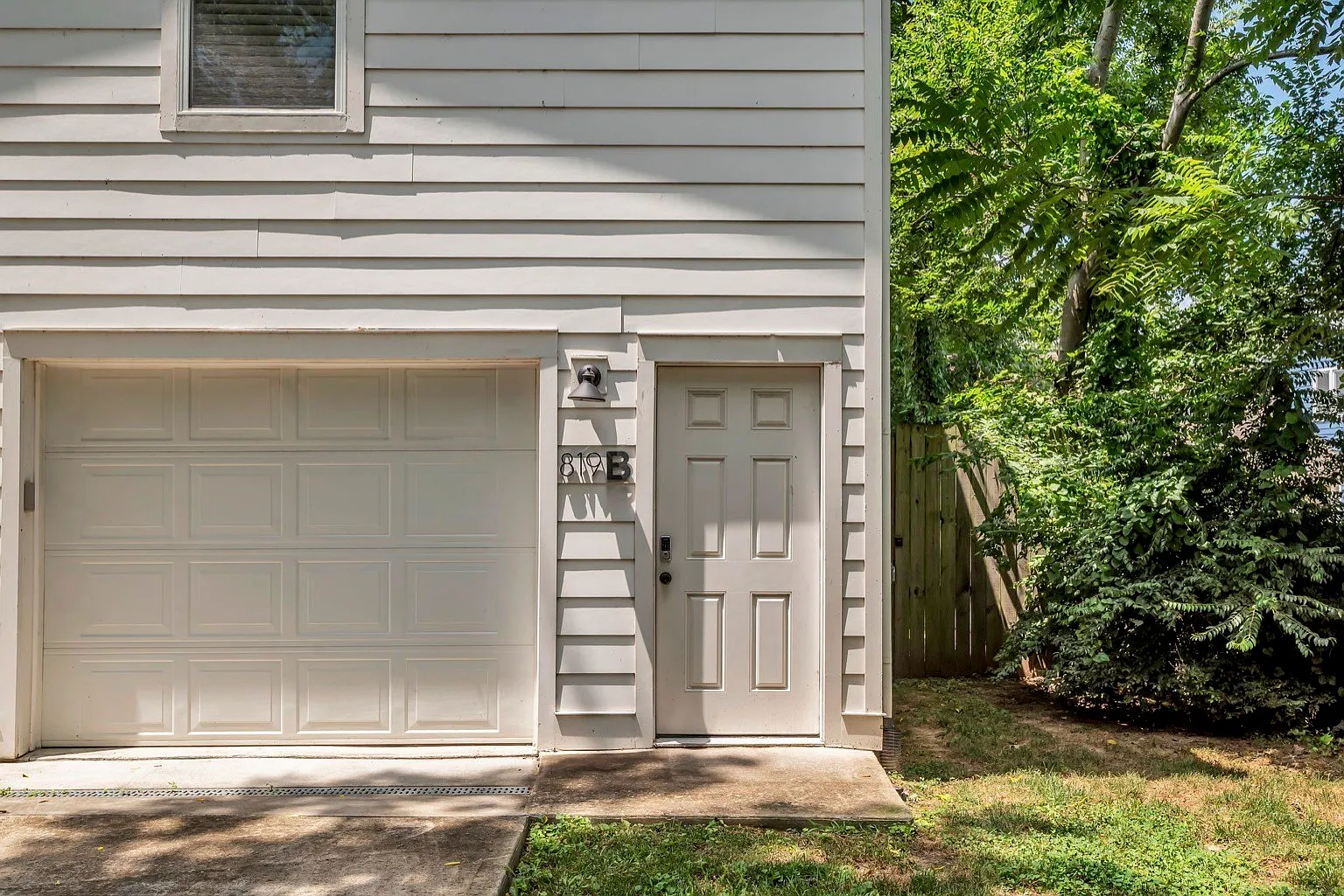 2 bed, 1.0 bath, 700 sqft, $2,050 — Photo 4