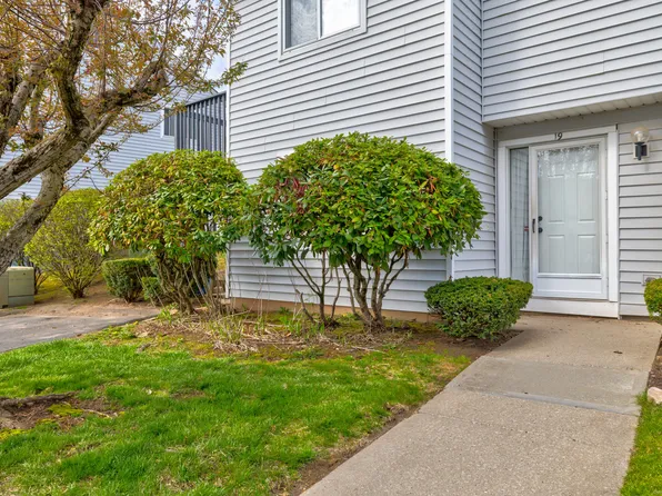 19 Midway Drive #19, Cromwell, CT 06416