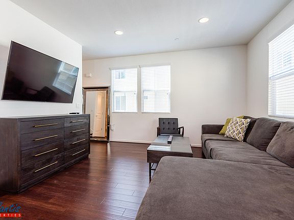4th image of 152 Lewis Ln