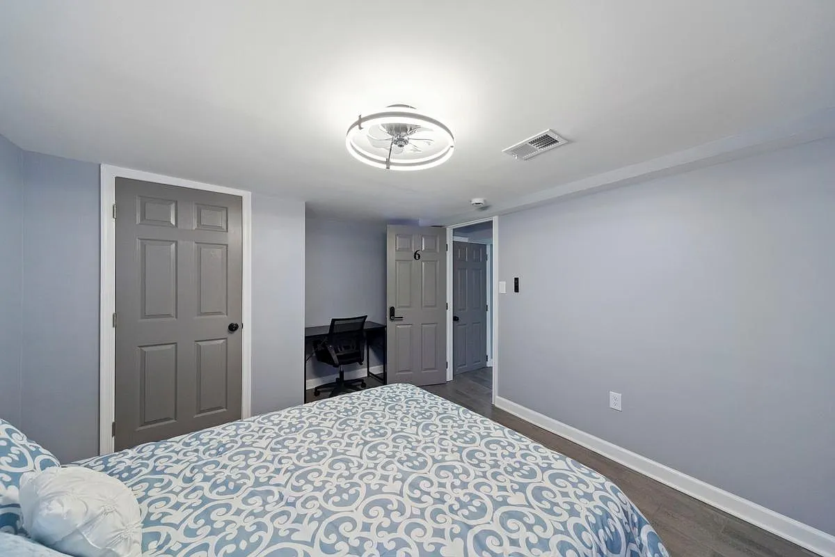 4 bed, 3.0 bath, 1800 sqft, $866 — Photo 2