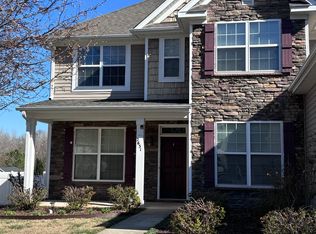 2631 Crosland Hill Dr, Winston Salem, NC 27106