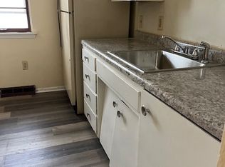 927 Cutler St, Waterloo, IA 50703