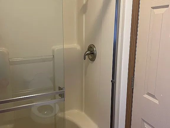 5th image of 401 Brooktrail Way