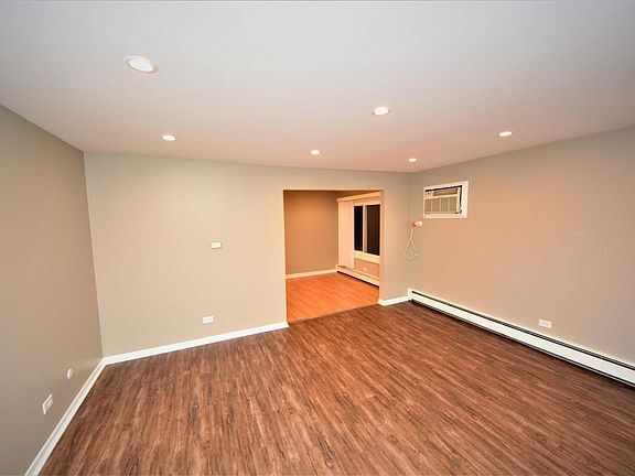 2nd image of 9416 S 78th Ct #5