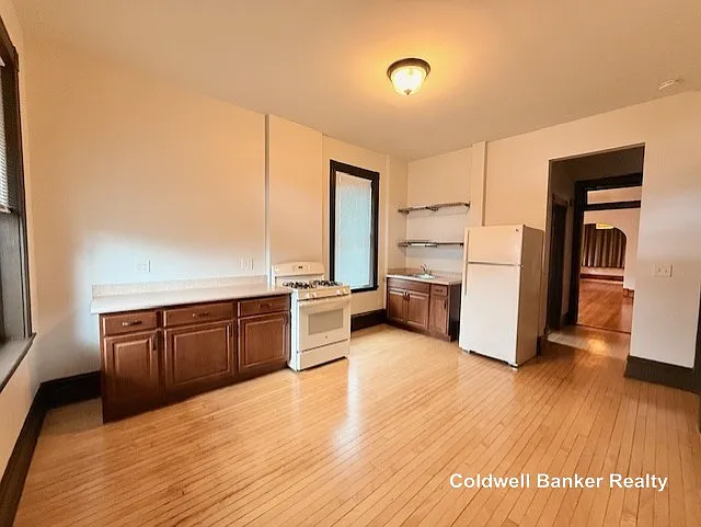 2528 W Iowa 2nd Fl #2ND FL — Photo 5