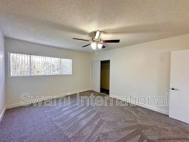 25907 Oak St #4 — Photo 13