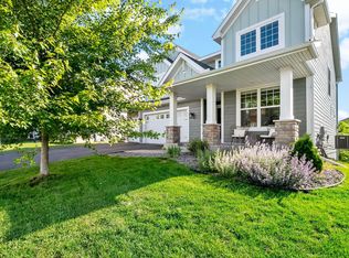 11040 Sundance Rdg, Osseo, MN 55369