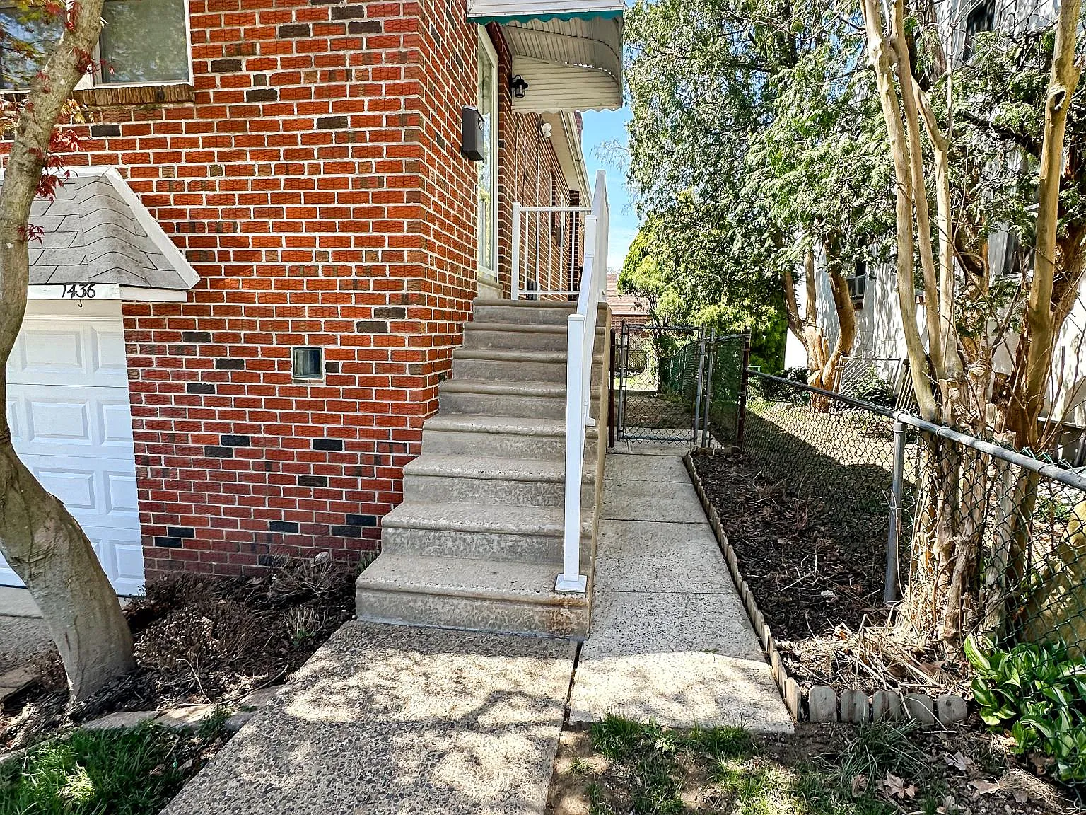 2 bed, 1197 sqft, $2,000 — Photo 1
