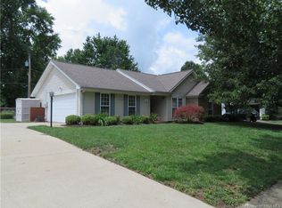 301 Bitter Sweet Rd, Jeffersonville, IN 47130