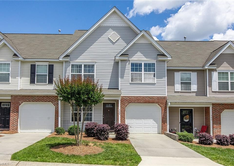 1st image of 308 Robyns Glen Cir