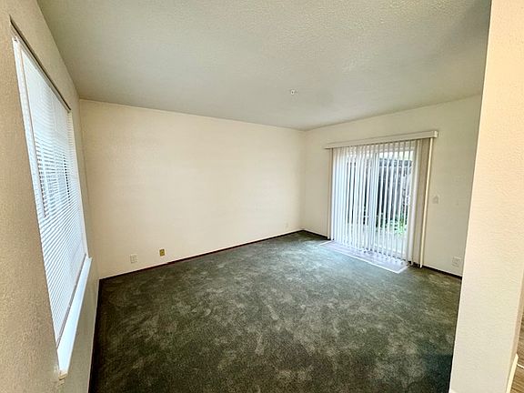 4th image of 19960 Wisteria St APT C