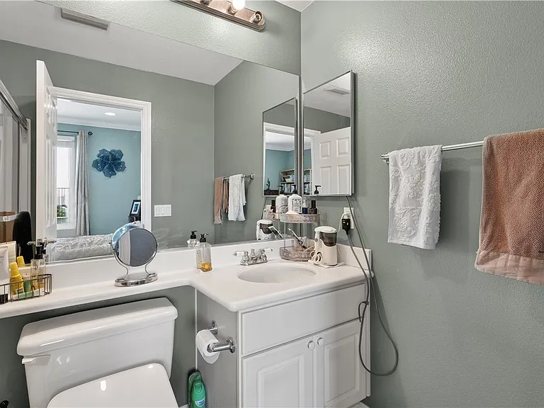 4459 Putting Green Dr — Photo 32