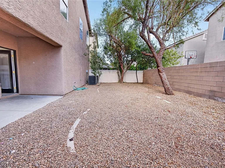 5099 Upper Falls Ct — Photo 11