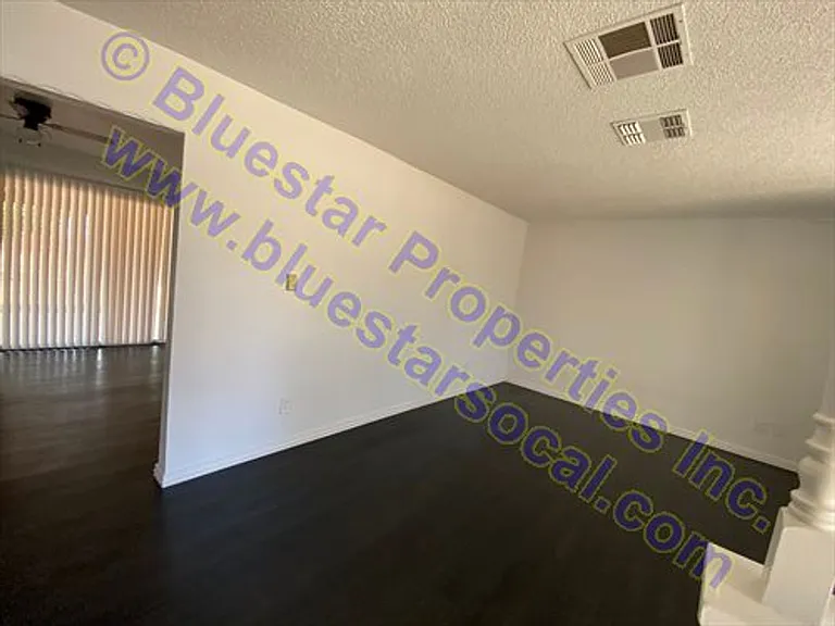 7653 Victor Ave — Photo 18
