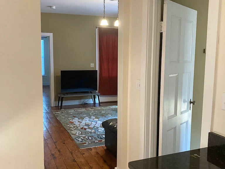 63 Park St — Photo 8