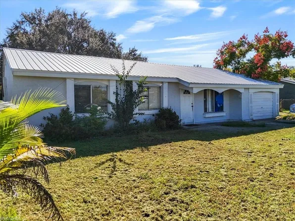 4077 S Edgewater CIR, LABELLE, FL 33935