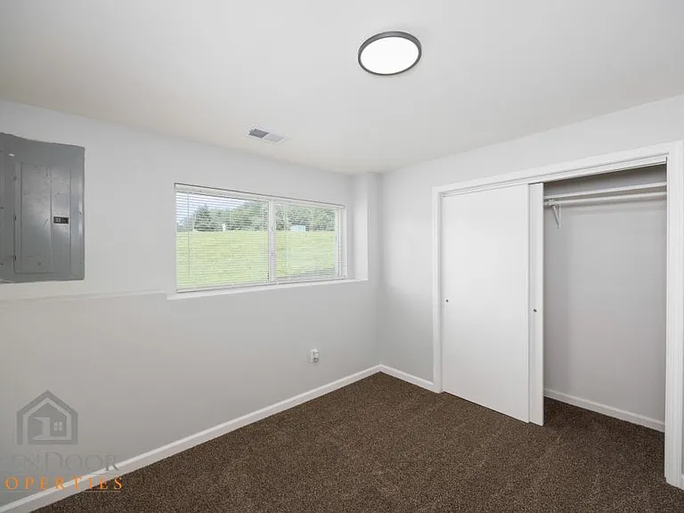 7138 Splitlog Cir — Photo 12