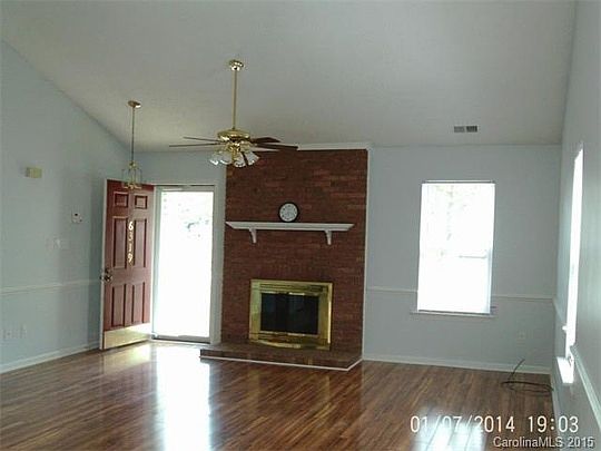 3rd image of 6319 Sunstone Dr