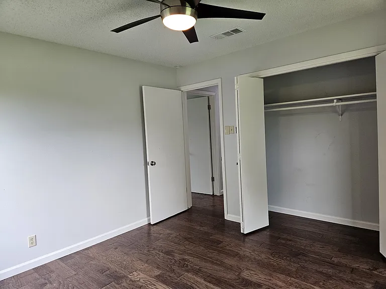 3403 Graybuck Rd — Photo 12