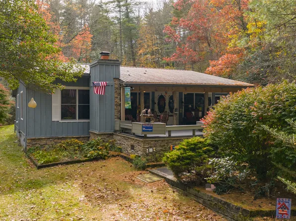 11 Sky Ranch Lane, Cashiers, NC 28717