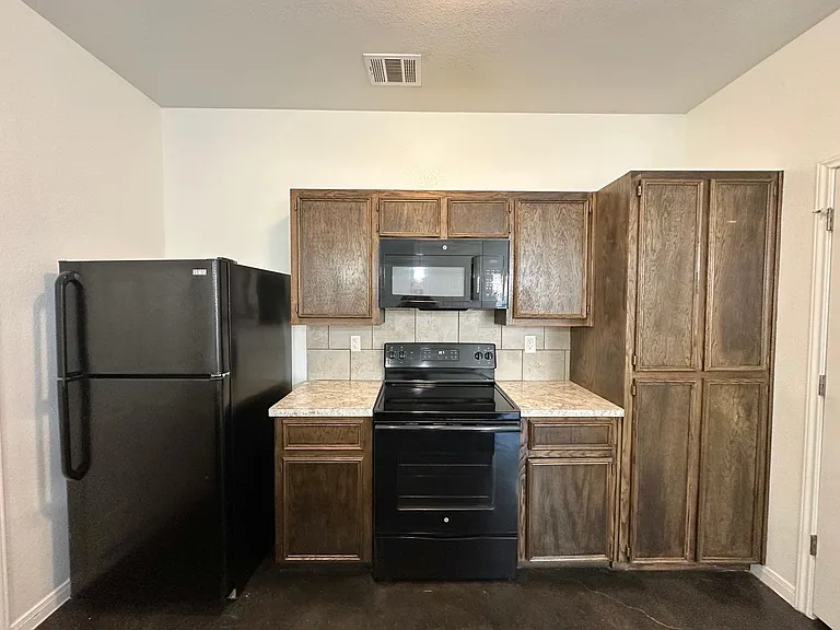 4507 Skyflower Ln — Photo 38