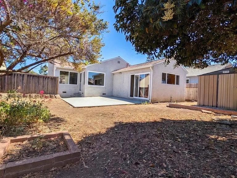 867 Via Mariposa — Photo 14