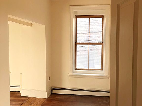 5th image of 170 1st St #1