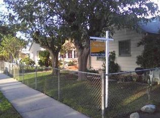 7426 Woodley Ave, Van Nuys, CA 91406