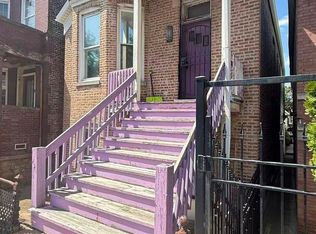 3540 S Damen Ave, Chicago, IL 60609