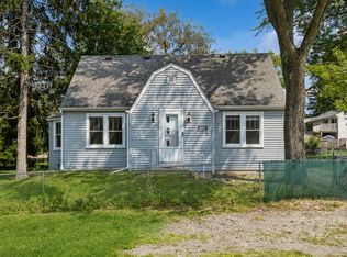 4810 Hilltop Dr, Wonder Lake, IL 60097