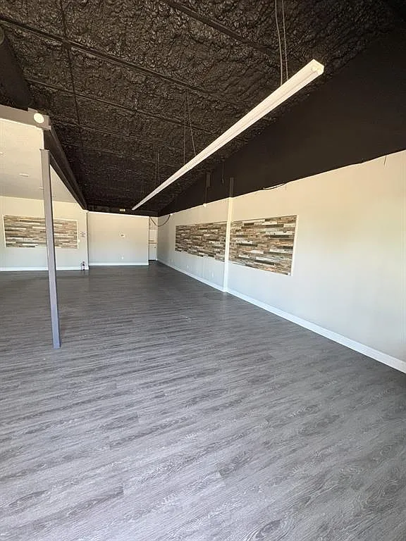 Studio, $1,000 — Photo 2