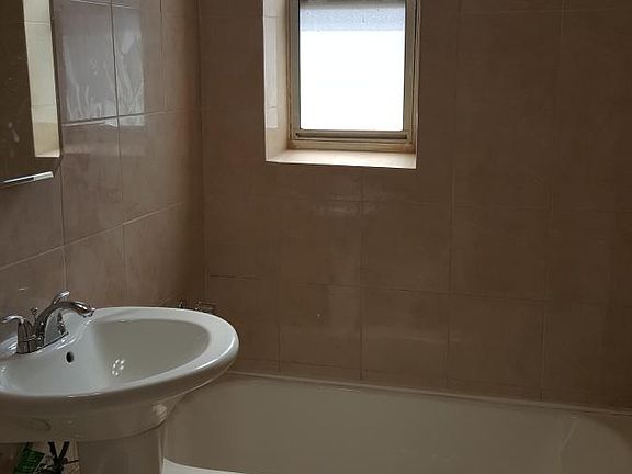 4th image of 14202 84th Dr APT 2A