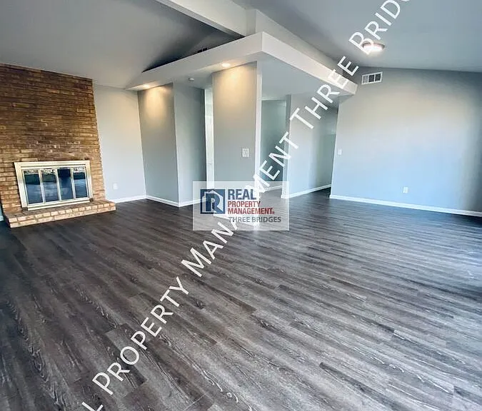 3125 Stafford Ln — Photo 24