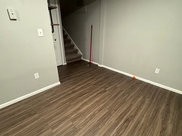 6486 Welch Ct — Photo 15