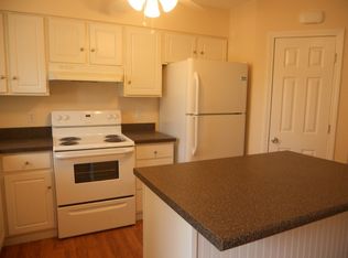 159 Cattail Ln, North Kingstown, RI 02852