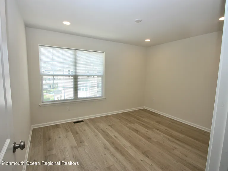 1206 Arose Ln — Photo 20