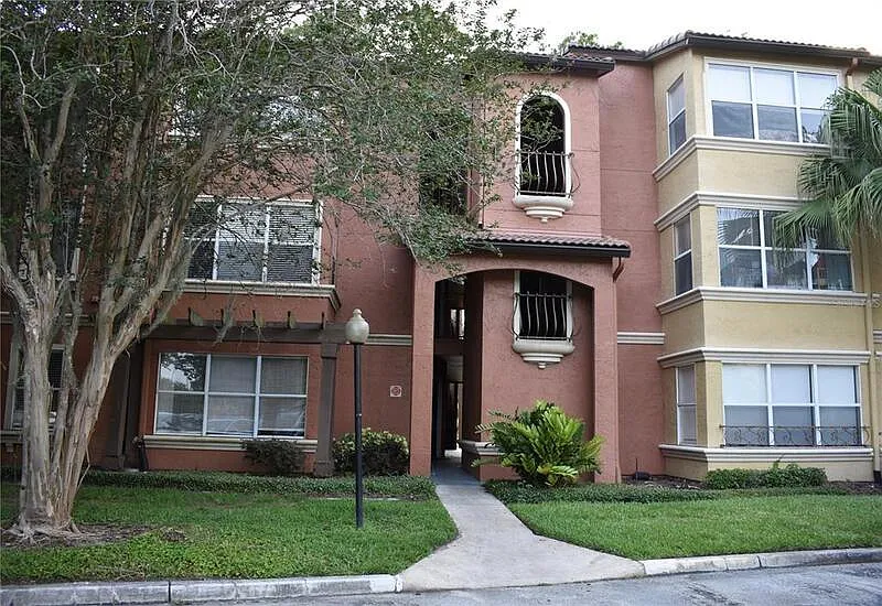 2 bed, 2.0 bath, 988 sqft, $1,540 — Photo 1