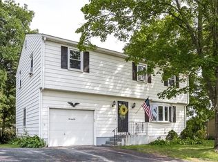 22 Metacomet Rd, Plainville, CT 06062