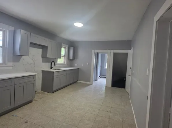 133 Plymouth St, New Haven, CT